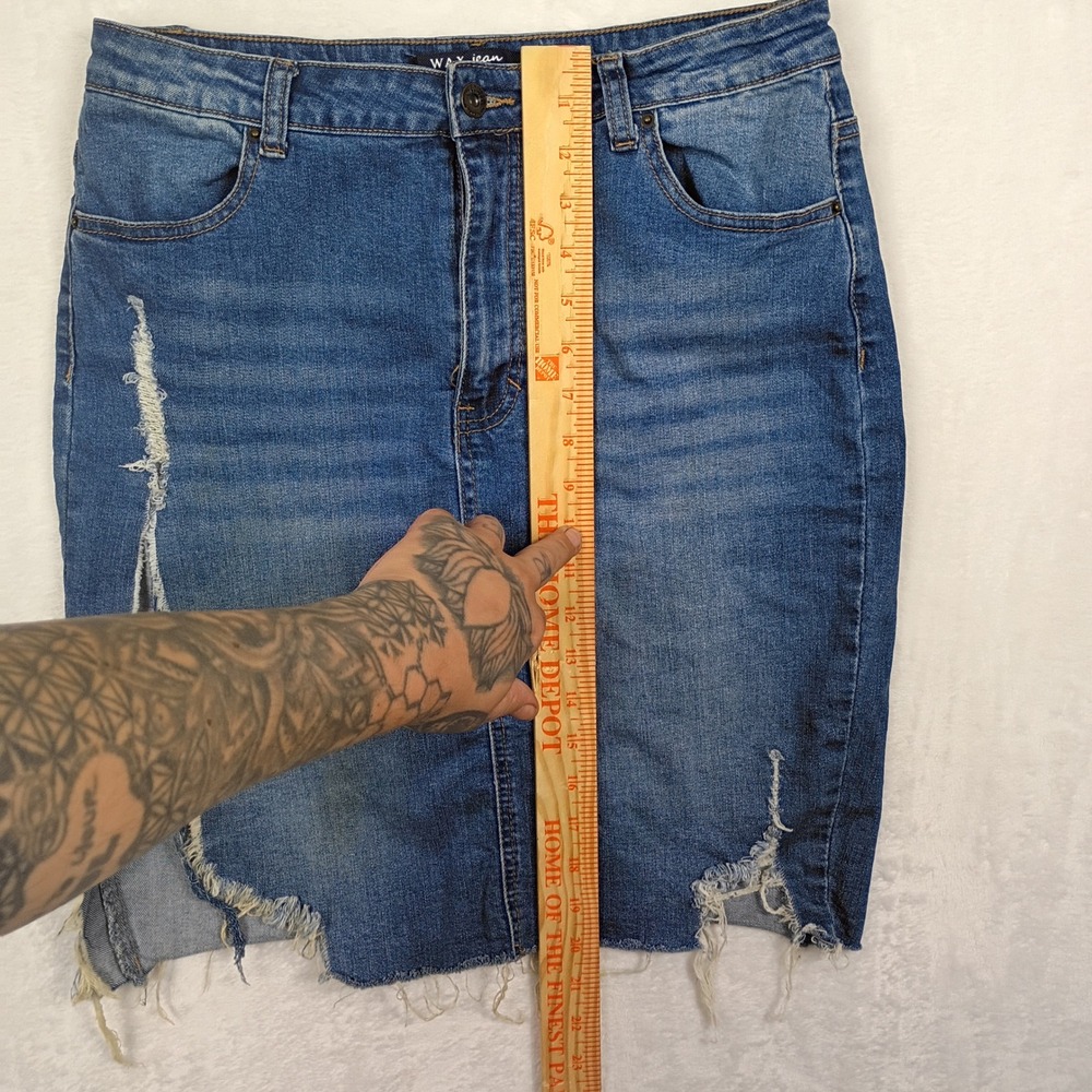 Wax Jean Los Angeles Distressed Denim Mini Skirt Medium Wash Plus Size 1X Skort - Picture 4 of 6